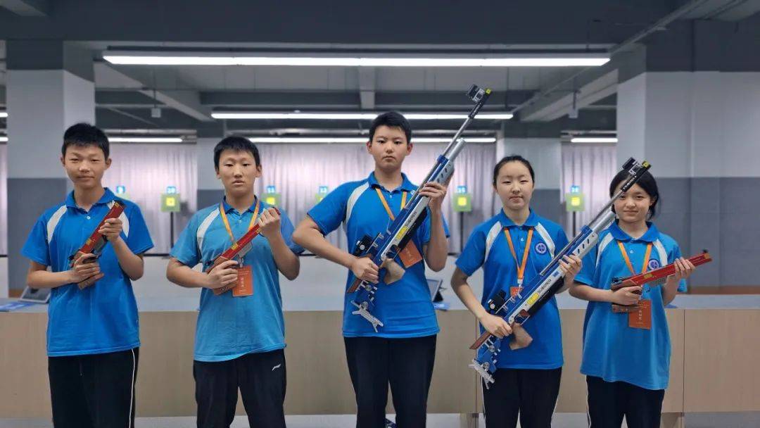 playace游戏-射击比赛险胜反败为胜，子弹击中靶心